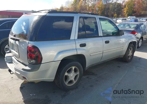 2007 Chevrolet Trailblazer Ls from USA, damaged, VIN 1GNDS13SX72157023